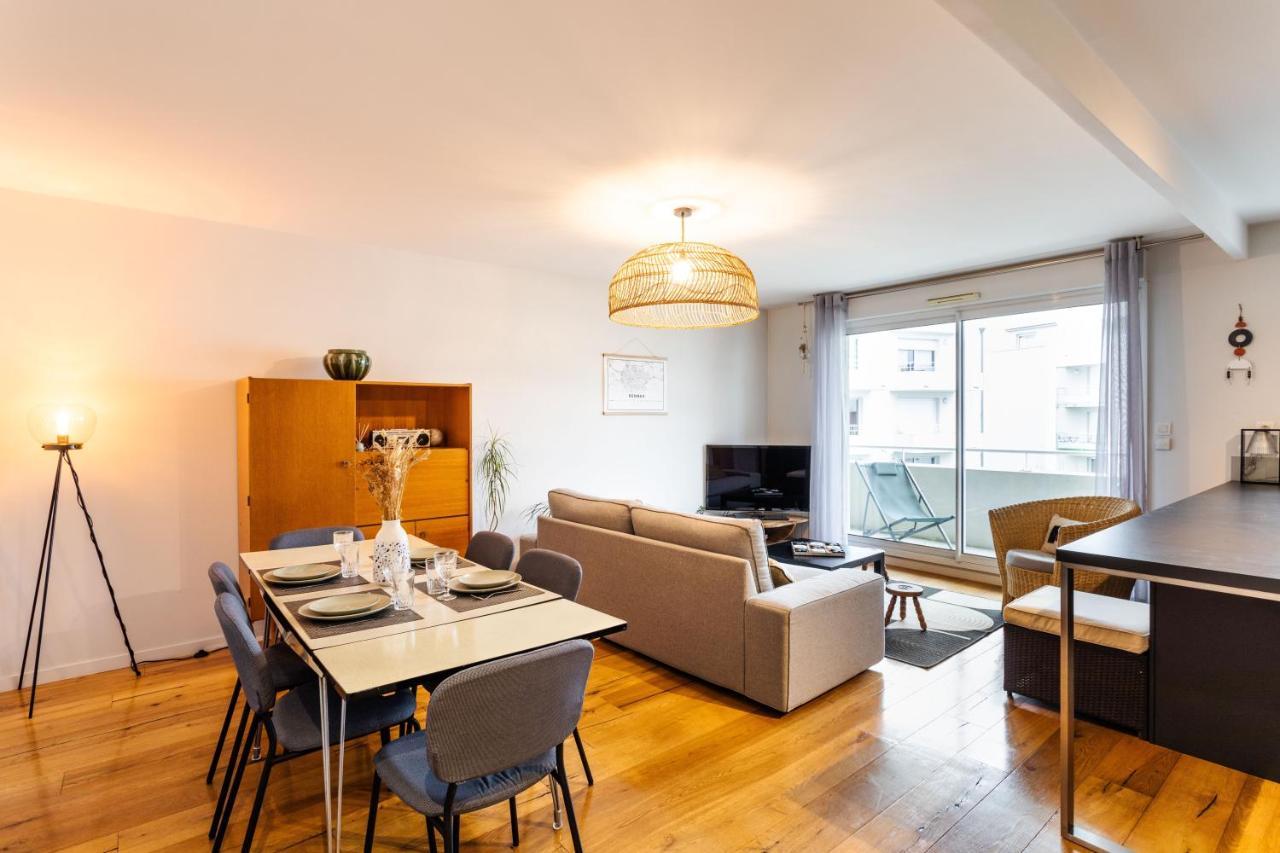 Le Vilona - T3 Moderne Avec Parking Prive Appartement Rennes Buitenkant foto